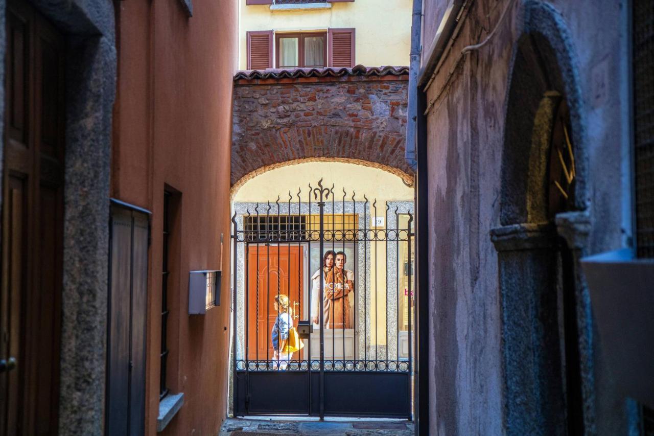 Cesare 22 - The House Of Travelers Villa Como Exterior photo