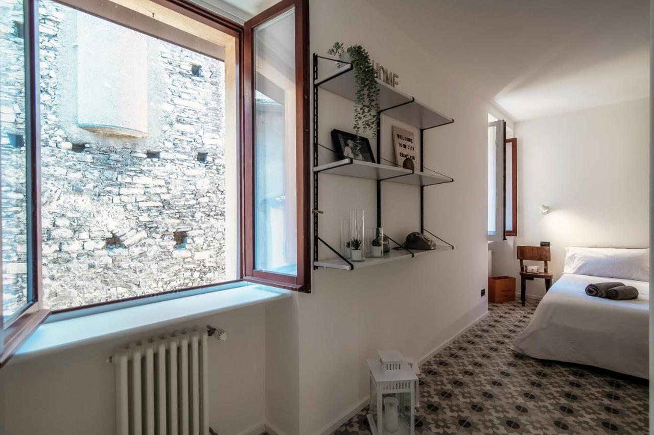 Cesare 22 - The House Of Travelers Villa Como Exterior photo
